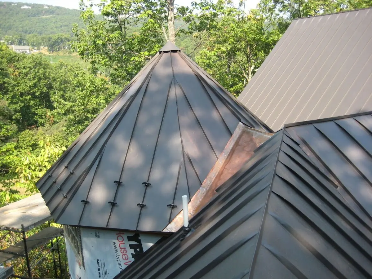 Professional Roof Tarp Installation by Craftsman Roofing in Merced
